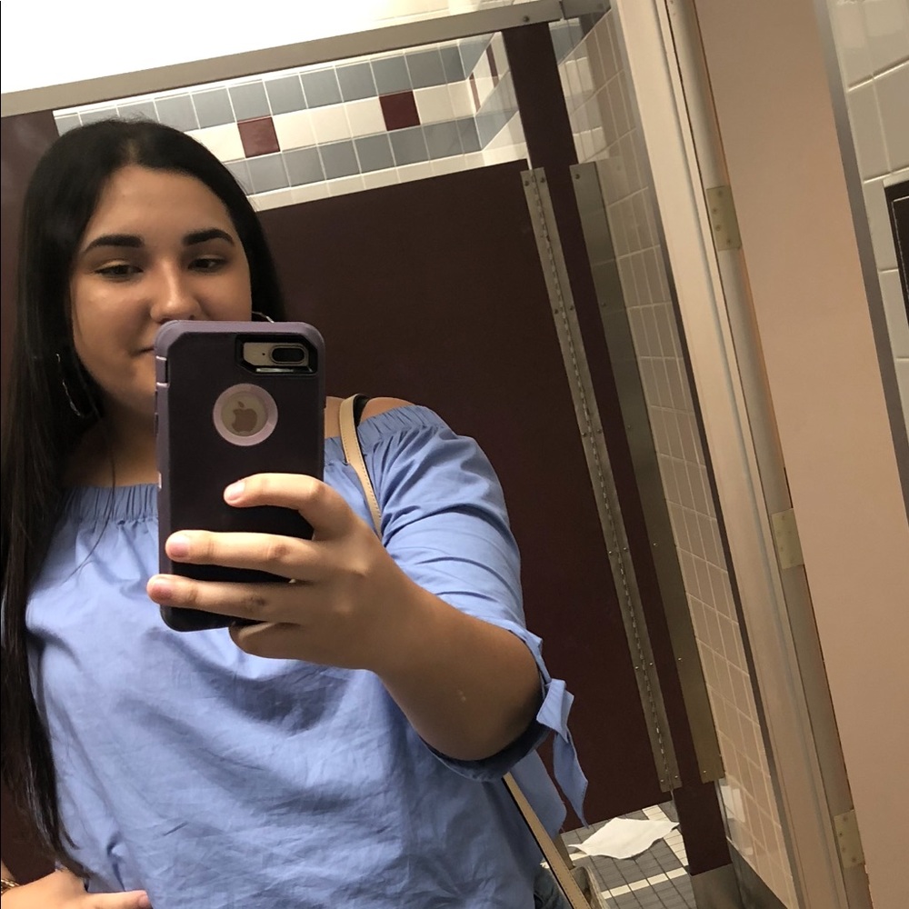 Meet your Posher, Joselin